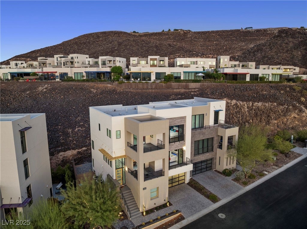 Henderson, Nevada, 89012, United States, 3 Bedrooms Bedrooms, ,4 BathroomsBathrooms,Residential,Active,1967100