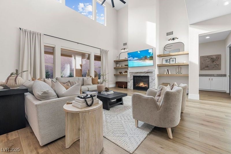 Henderson, Nevada, 89044, United States, 4 Bedrooms Bedrooms, ,3 BathroomsBathrooms,Residential,Active,1920268