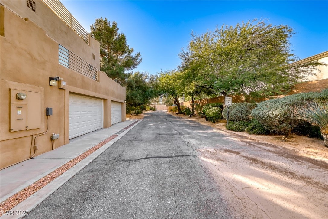 Las Vegas, Nevada, 89141, United States, 4 Bedrooms Bedrooms, ,4 BathroomsBathrooms,Residential,Active,1968379