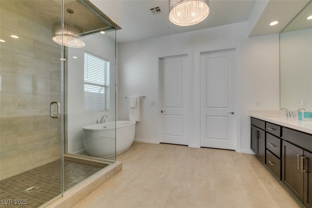 Las Vegas, Nevada, 89138, United States, 5 Bedrooms Bedrooms, ,4 BathroomsBathrooms,Residential,Active,1961955