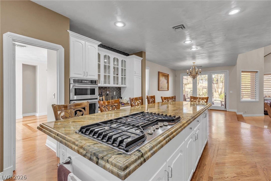 Las Vegas, Nevada, 89146, United States, 5 Bedrooms Bedrooms, ,7 BathroomsBathrooms,Residential,Active,2032390