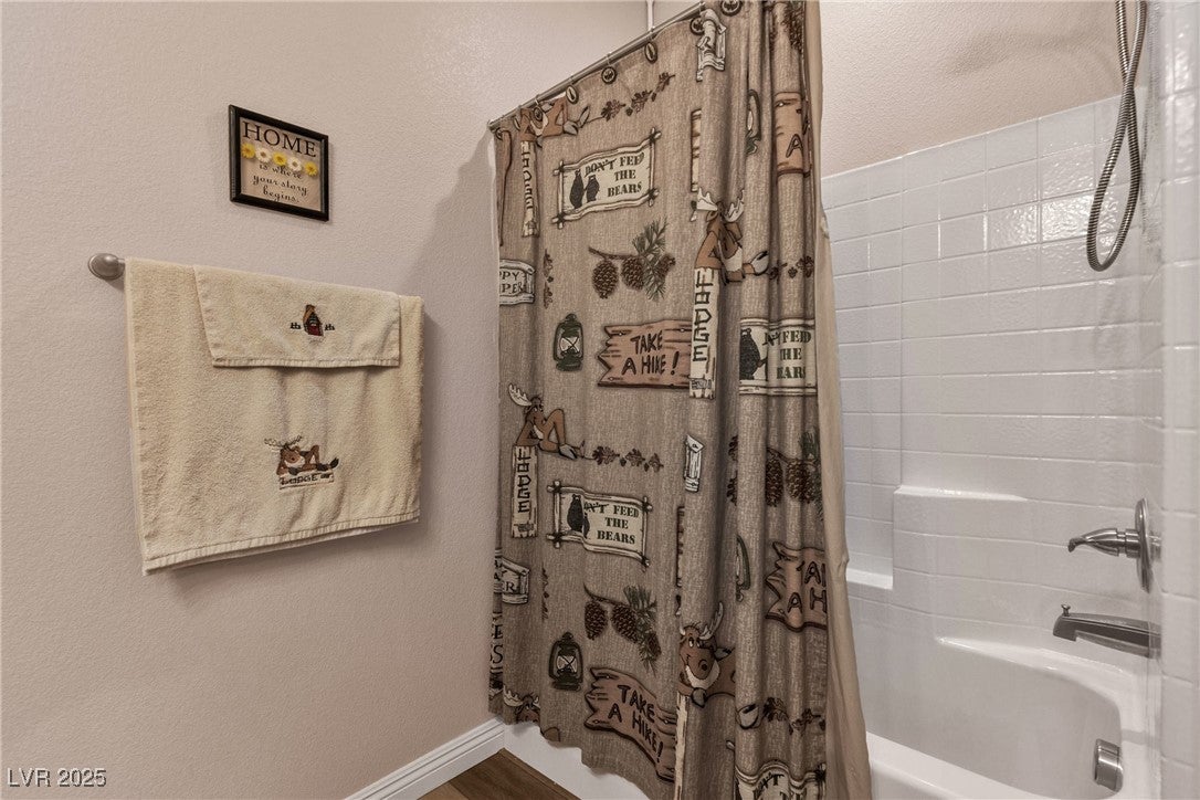 Las Vegas, Nevada, 89149, United States, 5 Bedrooms Bedrooms, ,4 BathroomsBathrooms,Residential,Active,1933730