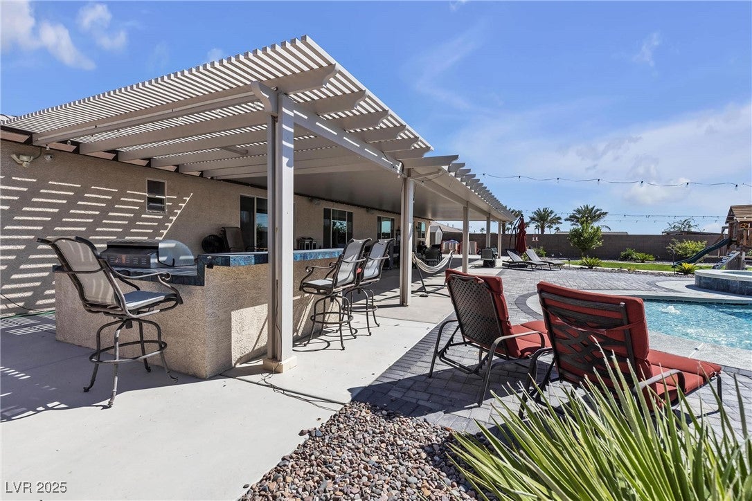 Las Vegas, Nevada, 89149, United States, 5 Bedrooms Bedrooms, ,4 BathroomsBathrooms,Residential,Active,1933730