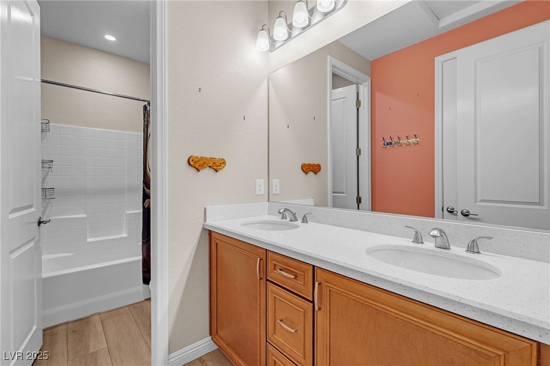 Las Vegas, Nevada, 89149, United States, 5 Bedrooms Bedrooms, ,4 BathroomsBathrooms,Residential,Active,1933730