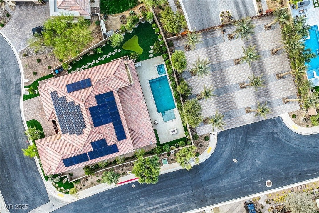 Henderson, Nevada, 89011, United States, ,5 BathroomsBathrooms,Residential,Active,1704244