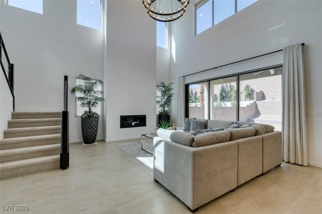 Las Vegas, Nevada, 89138, United States, 5 Bedrooms Bedrooms, ,4 BathroomsBathrooms,Residential,Active,1961955