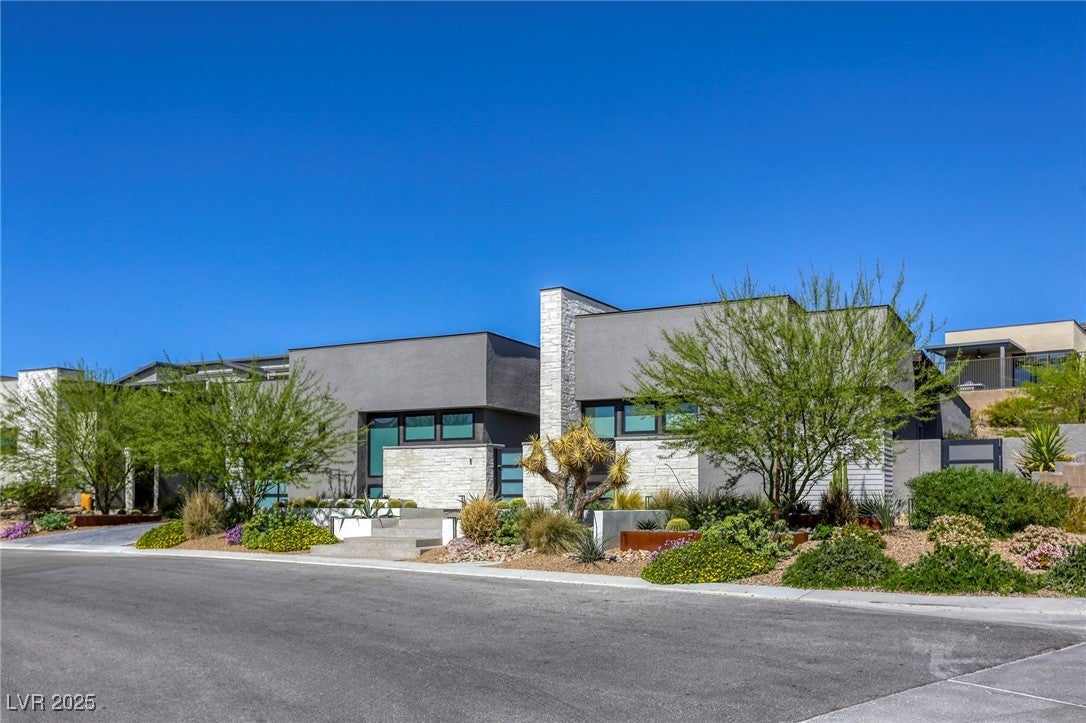 Las Vegas, Nevada, 89138, United States, 3 Bedrooms Bedrooms, ,4 BathroomsBathrooms,Residential,Active,1820837