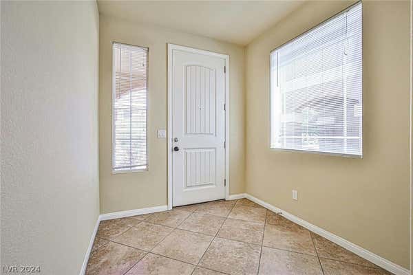 6093 CROWN PALMS AVE, LAS VEGAS, NV 89139, photo 4 of 41