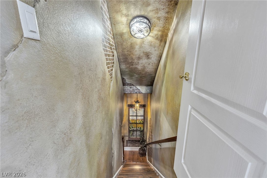 Las Vegas, Nevada, 89146, United States, 5 Bedrooms Bedrooms, ,7 BathroomsBathrooms,Residential,Active,2032390