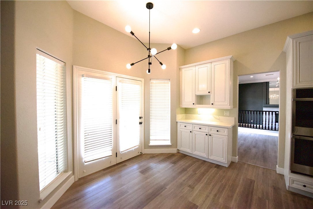 Las Vegas, Nevada, 89117, United States, 6 Bedrooms Bedrooms, ,5 BathroomsBathrooms,Residential,Active,2007319