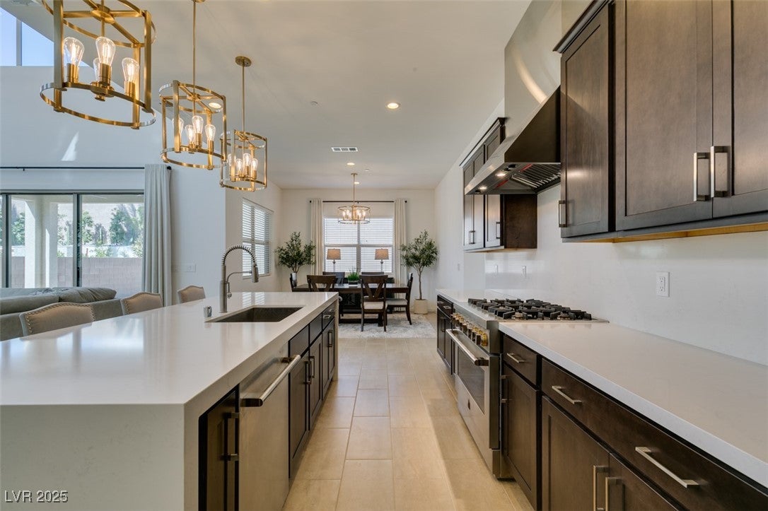 Las Vegas, Nevada, 89138, United States, 5 Bedrooms Bedrooms, ,4 BathroomsBathrooms,Residential,Active,1961955