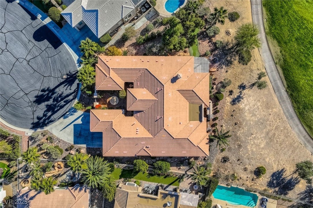 Las Vegas, Nevada, 89135, United States, 4 Bedrooms Bedrooms, ,4 BathroomsBathrooms,Residential,Active,2002667