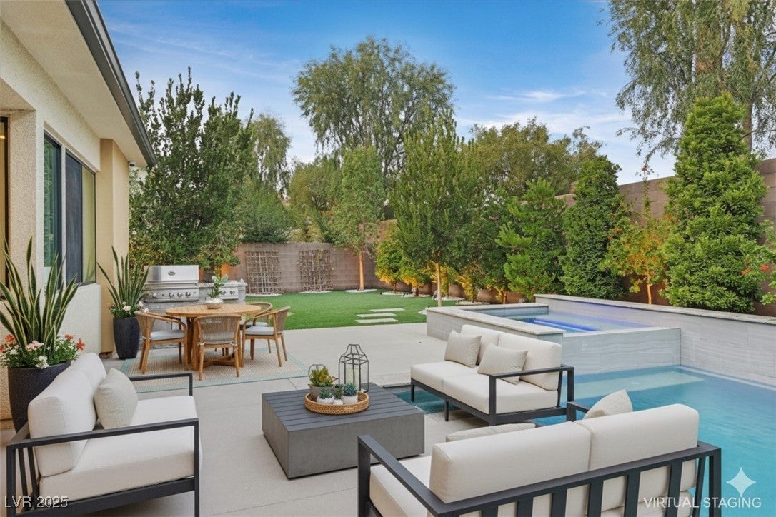 Henderson, Nevada, 89011, United States, ,5 BathroomsBathrooms,Residential,Active,1704244