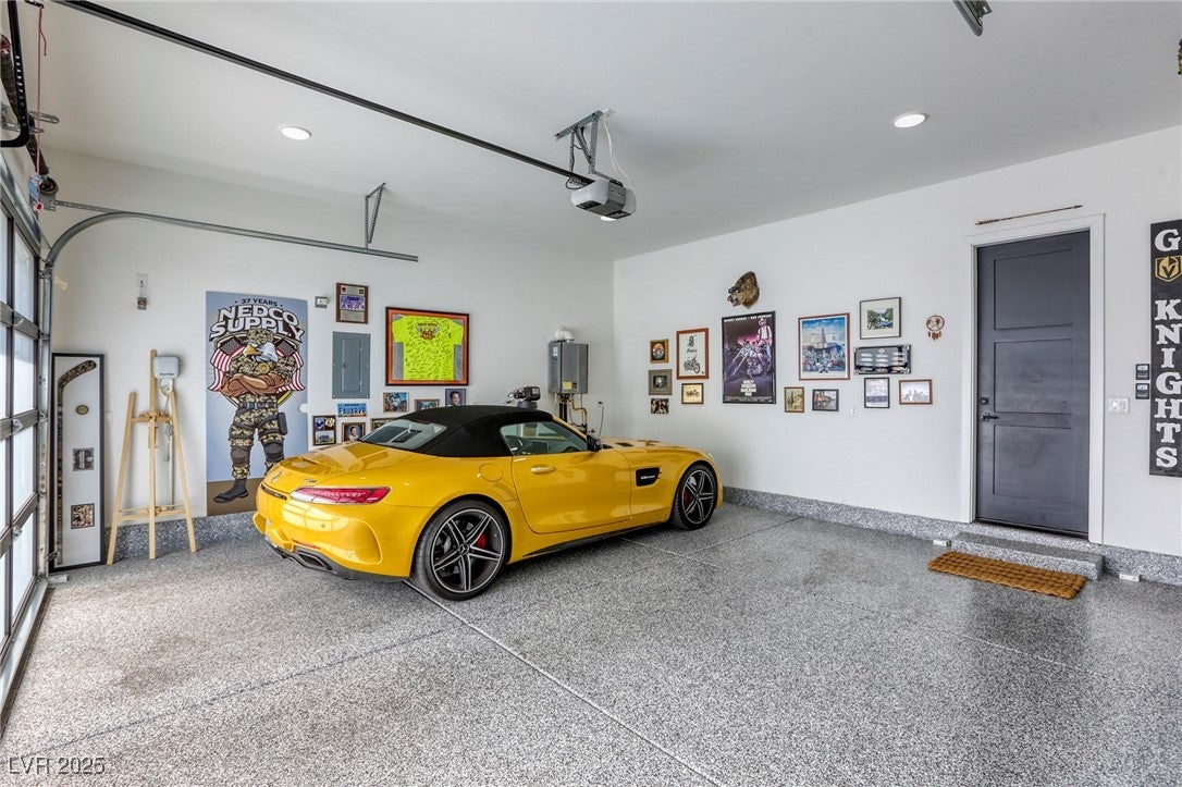 Las Vegas, Nevada, 89138, United States, 3 Bedrooms Bedrooms, ,4 BathroomsBathrooms,Residential,Active,1820837