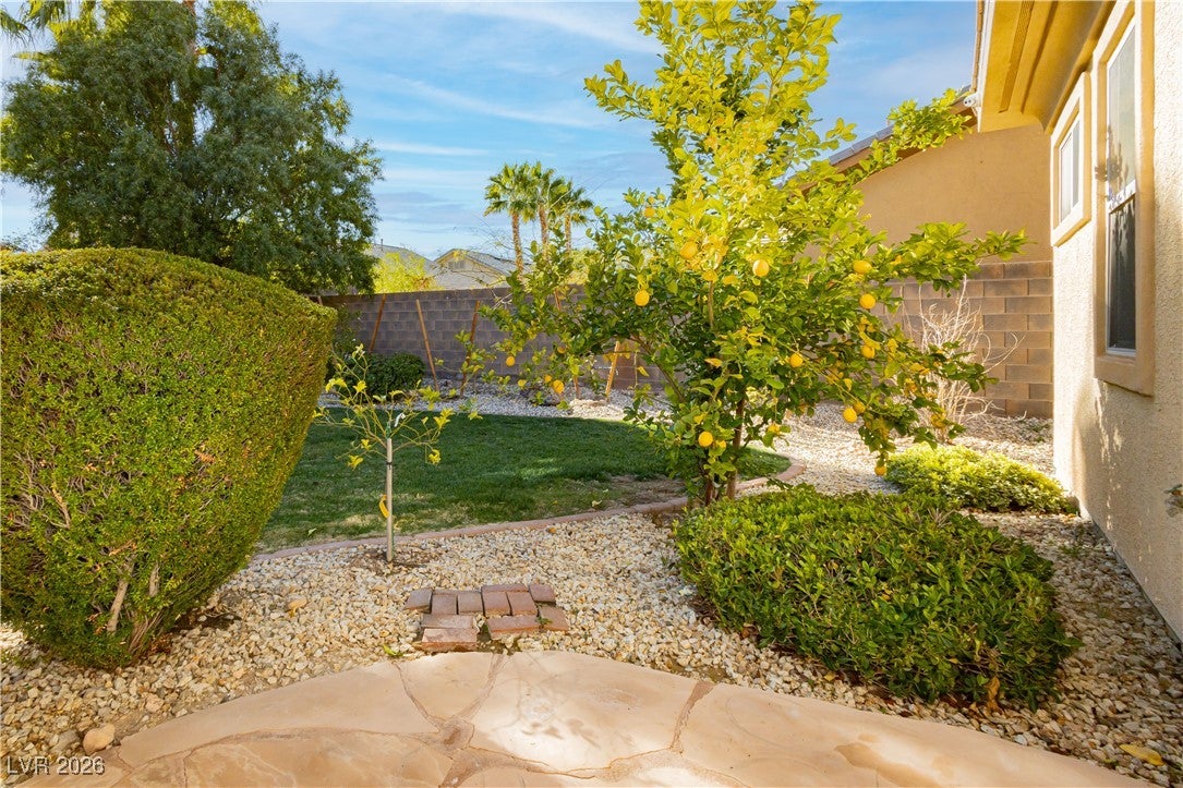 Las Vegas, Nevada, 89139, United States, 3 Bedrooms Bedrooms, ,4 BathroomsBathrooms,Residential,Active,2010536