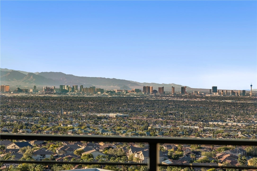 Henderson, Nevada, 89012, United States, 3 Bedrooms Bedrooms, ,4 BathroomsBathrooms,Residential,Active,1967100