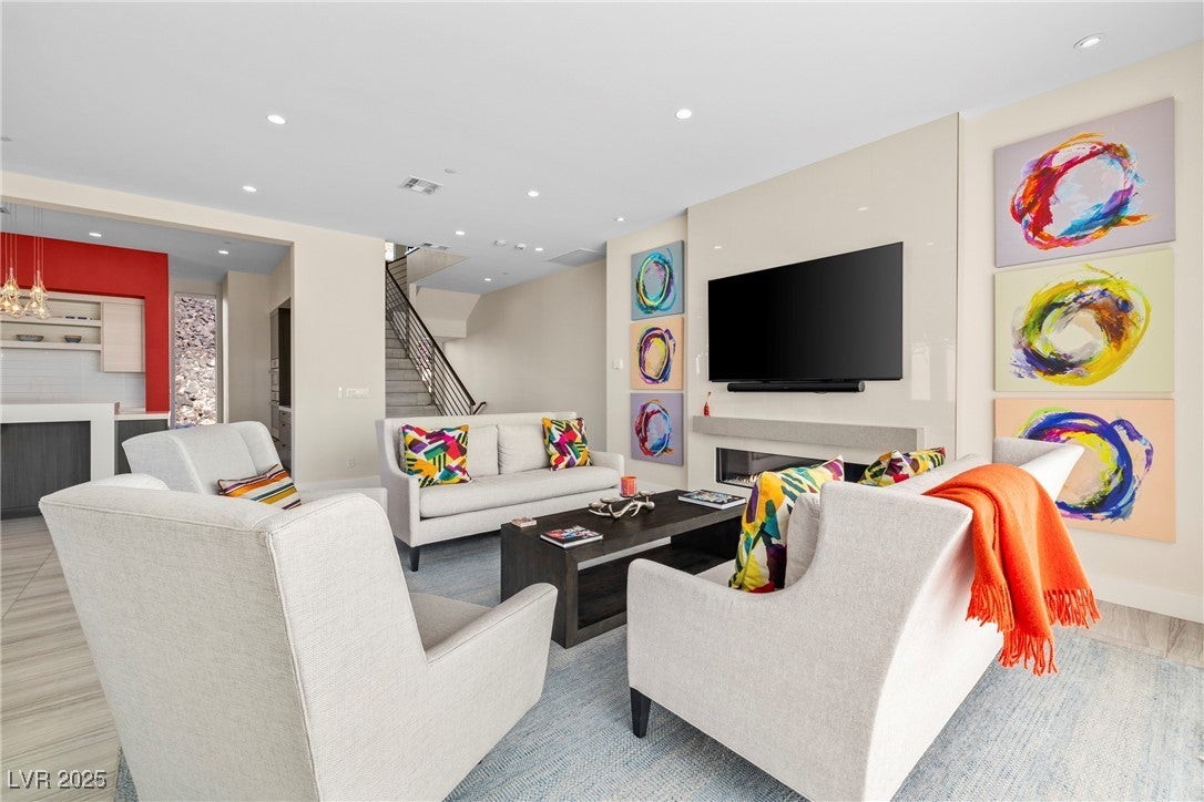 Henderson, Nevada, 89012, United States, 3 Bedrooms Bedrooms, ,4 BathroomsBathrooms,Residential,Active,1967100