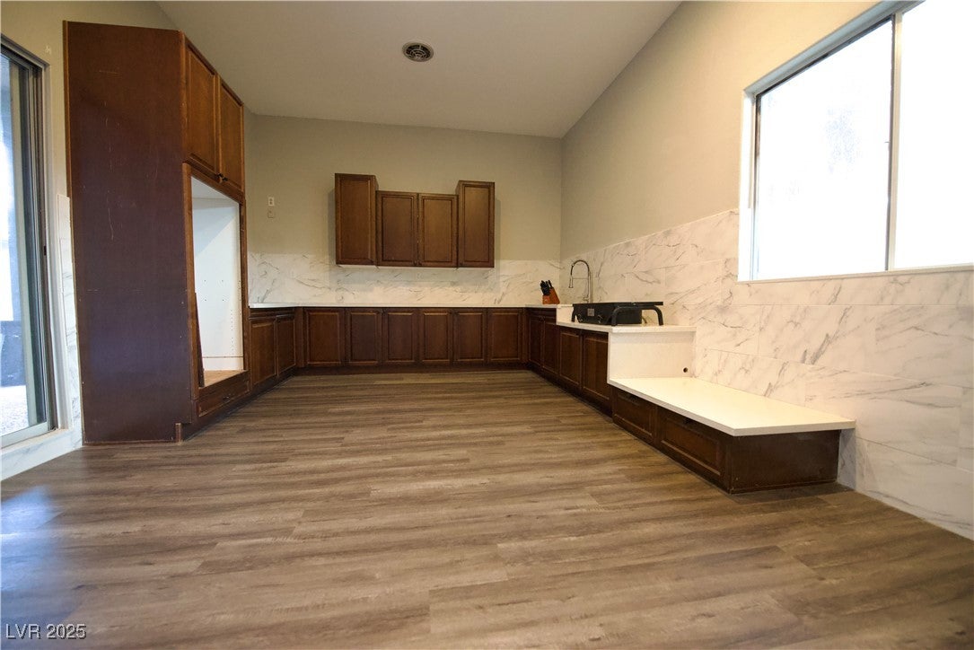 Las Vegas, Nevada, 89117, United States, 6 Bedrooms Bedrooms, ,5 BathroomsBathrooms,Residential,Active,2007319