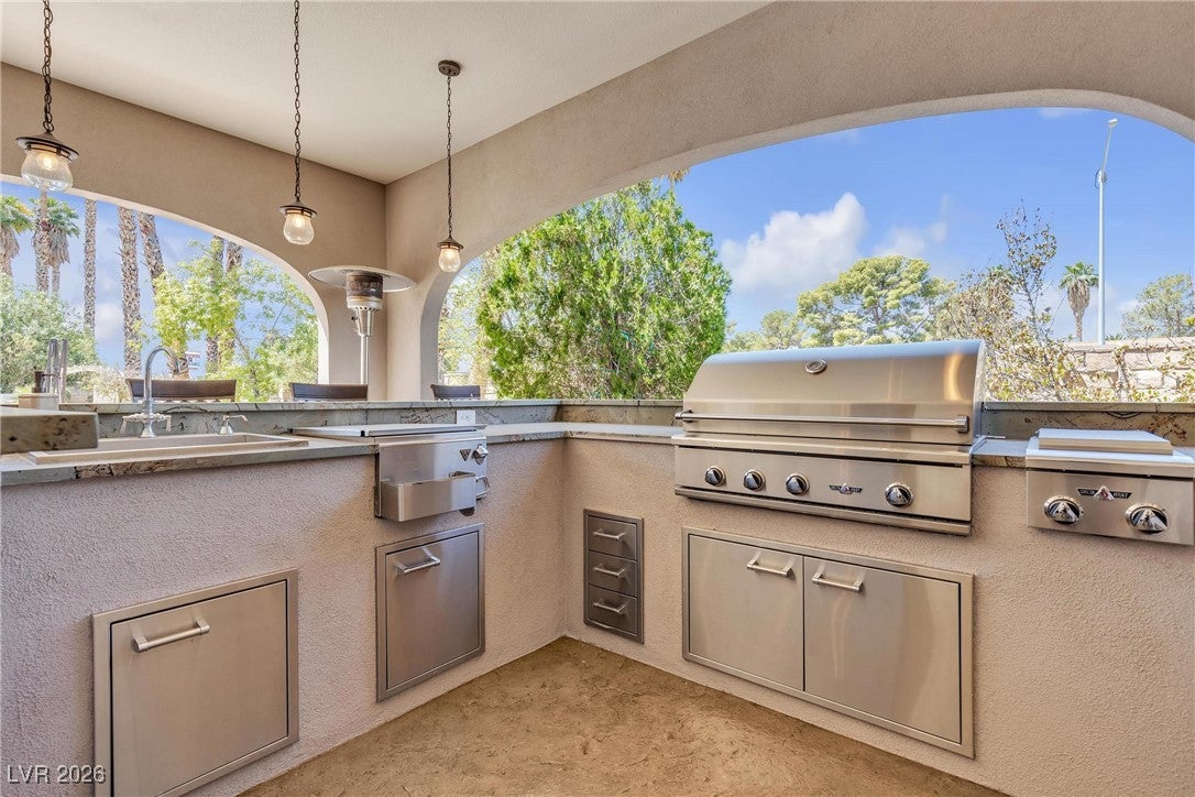 Las Vegas, Nevada, 89146, United States, 5 Bedrooms Bedrooms, ,7 BathroomsBathrooms,Residential,Active,2006924