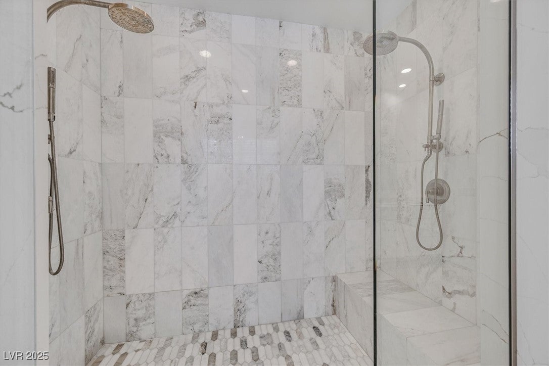 Henderson, Nevada, 89011, United States, ,5 BathroomsBathrooms,Residential,Active,1704244