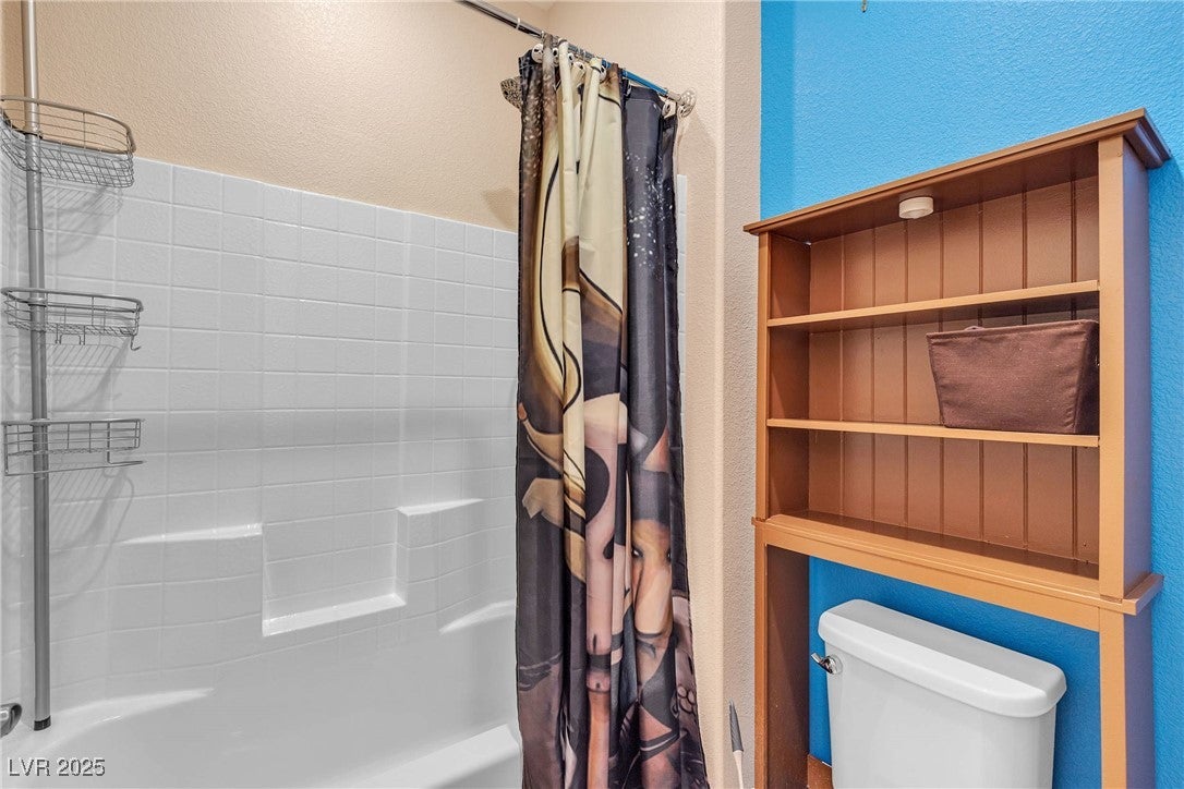 Las Vegas, Nevada, 89149, United States, 5 Bedrooms Bedrooms, ,4 BathroomsBathrooms,Residential,Active,1933730