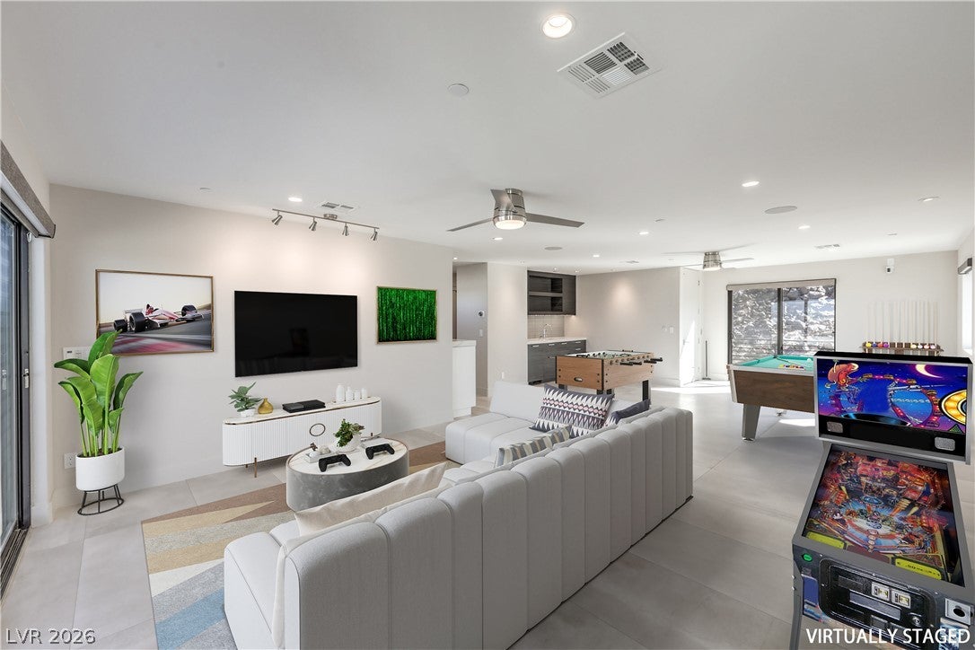 Henderson, Nevada, 89012, United States, 4 Bedrooms Bedrooms, ,5 BathroomsBathrooms,Residential,Active,2016114