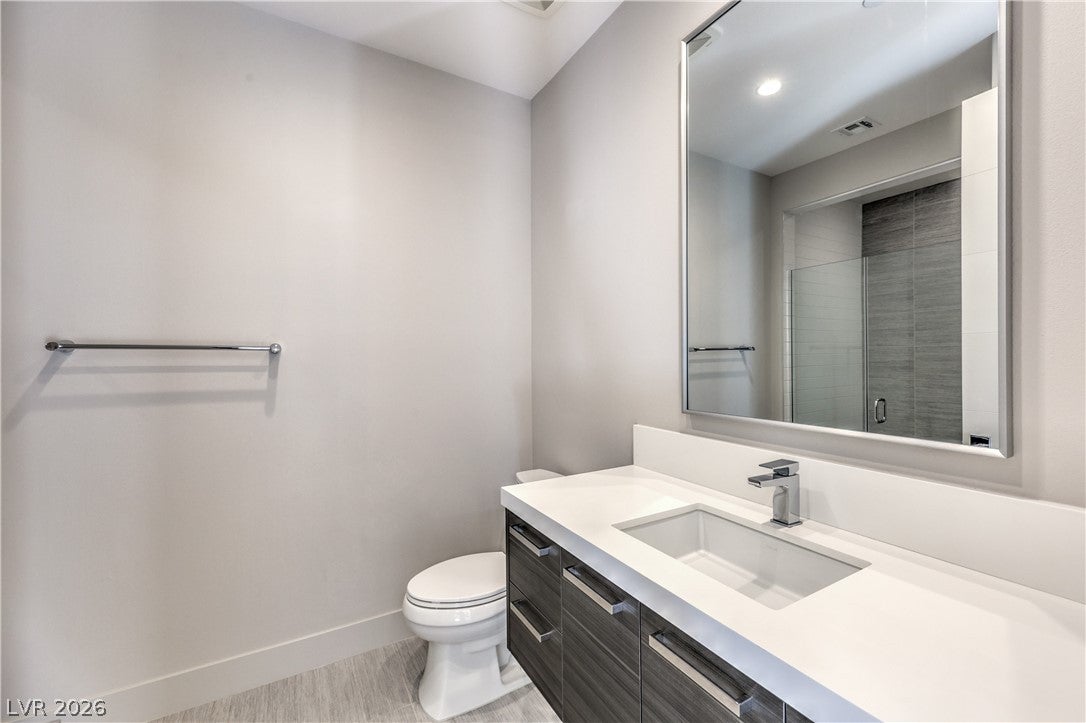 Henderson, Nevada, 89012, United States, 4 Bedrooms Bedrooms, ,5 BathroomsBathrooms,Residential,Active,2016114