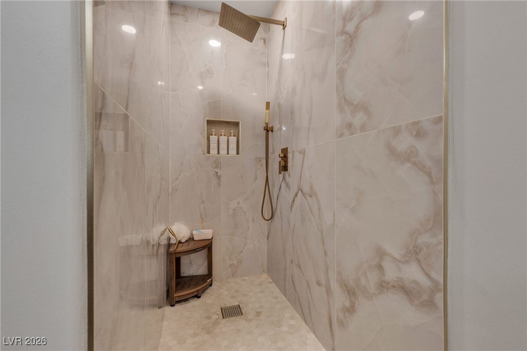 Las Vegas, Nevada, 89146, United States, 5 Bedrooms Bedrooms, ,7 BathroomsBathrooms,Residential,Active,2006924