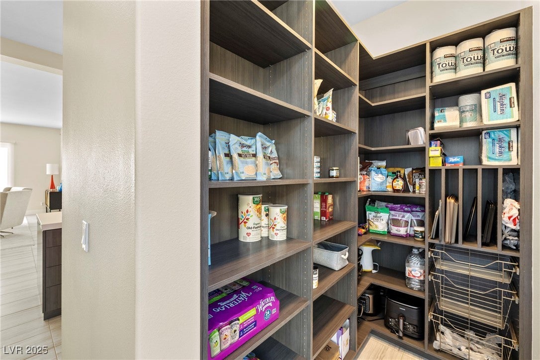 Henderson, Nevada, 89012, United States, 3 Bedrooms Bedrooms, ,4 BathroomsBathrooms,Residential,Active,1967100