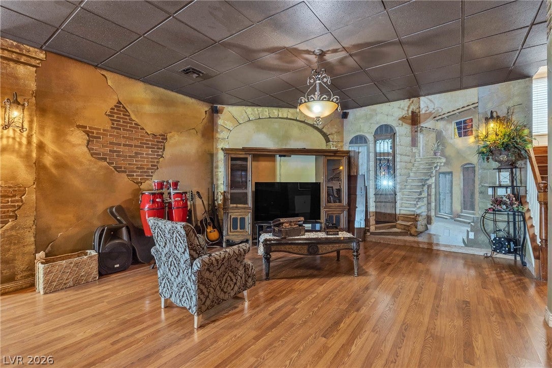 Las Vegas, Nevada, 89146, United States, 5 Bedrooms Bedrooms, ,7 BathroomsBathrooms,Residential,Active,2032390