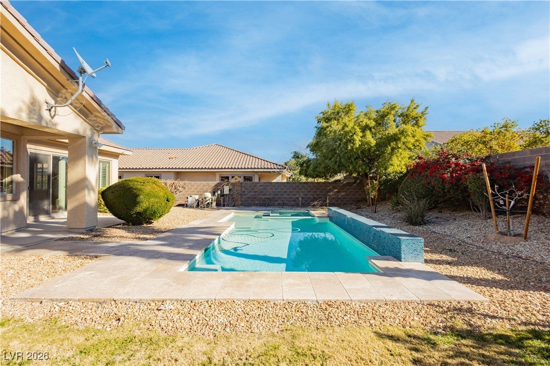 Las Vegas, Nevada, 89139, United States, 3 Bedrooms Bedrooms, ,4 BathroomsBathrooms,Residential,Active,2010536