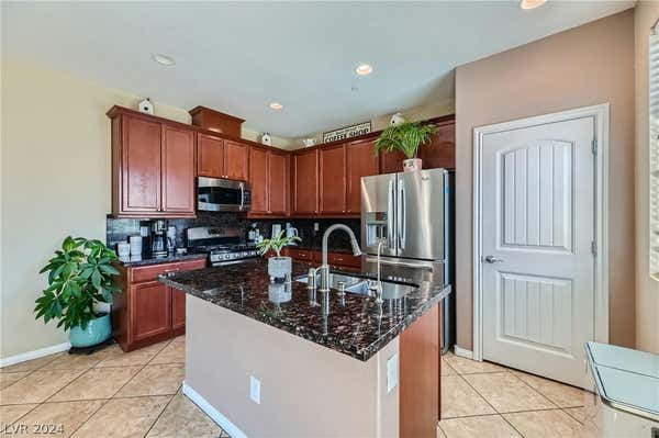 1113 VIA CASTELLI, HENDERSON, NV 89052, photo 4 of 26