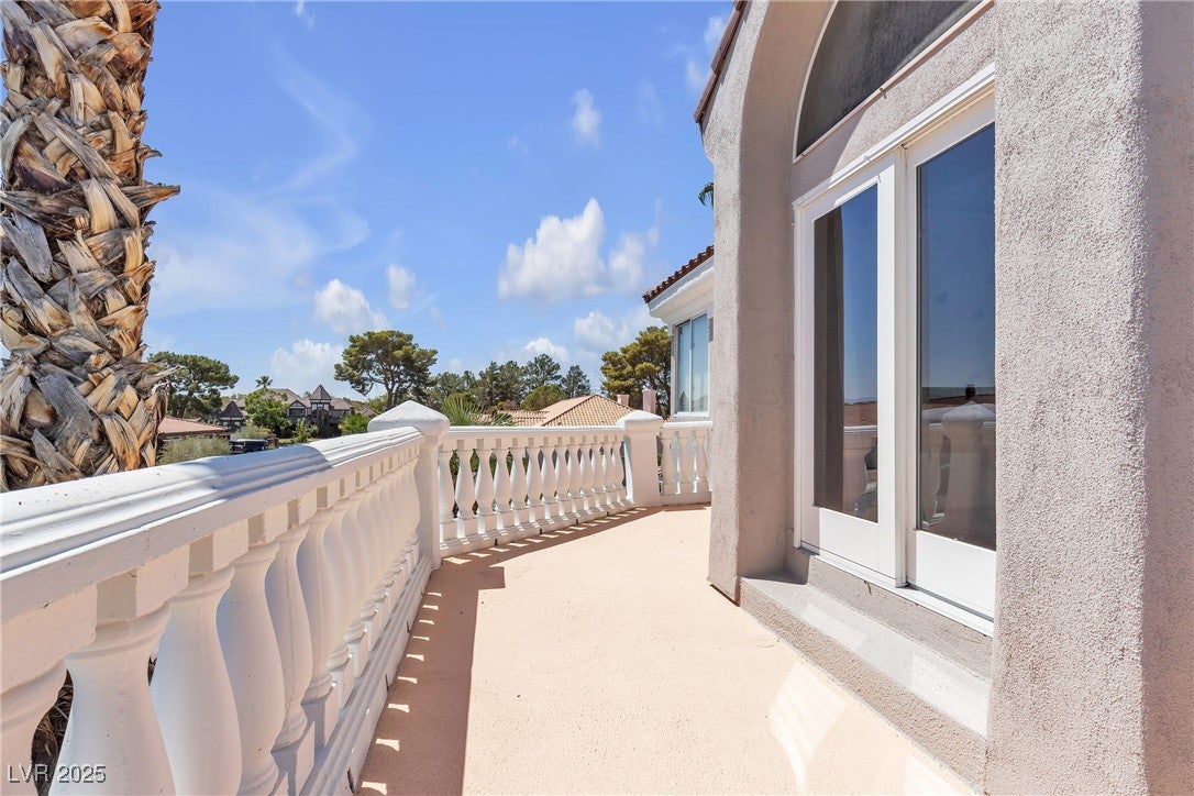 Las Vegas, Nevada, 89146, United States, 5 Bedrooms Bedrooms, ,7 BathroomsBathrooms,Residential,Active,1933735