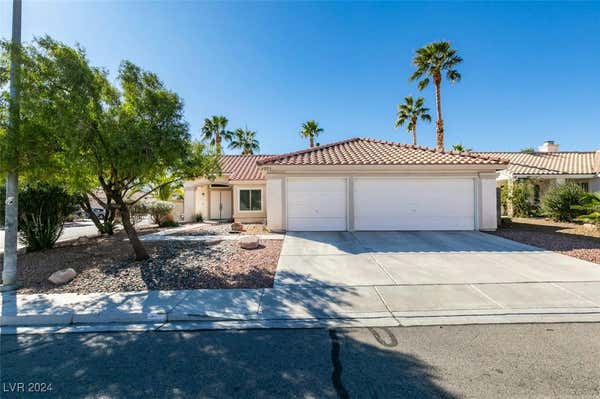 6203 SHADOW OAK DR, NORTH LAS VEGAS, NV 89031 - Image 1