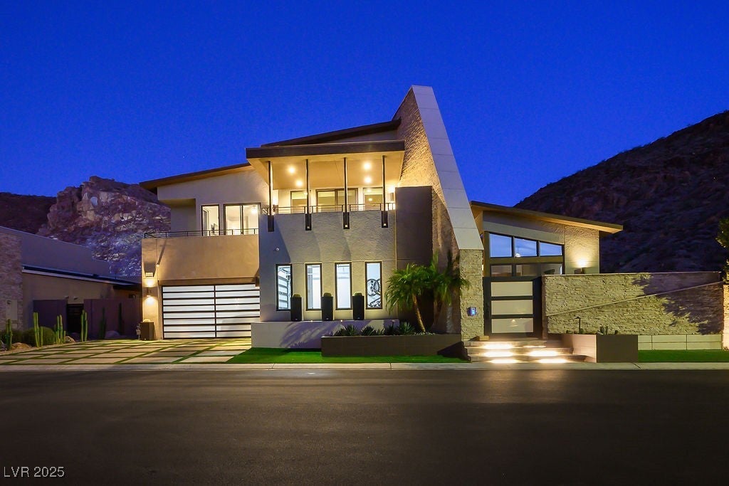 Henderson, Nevada, 89052, United States, 5 Bedrooms Bedrooms, ,6 BathroomsBathrooms,Residential,Active,1964499