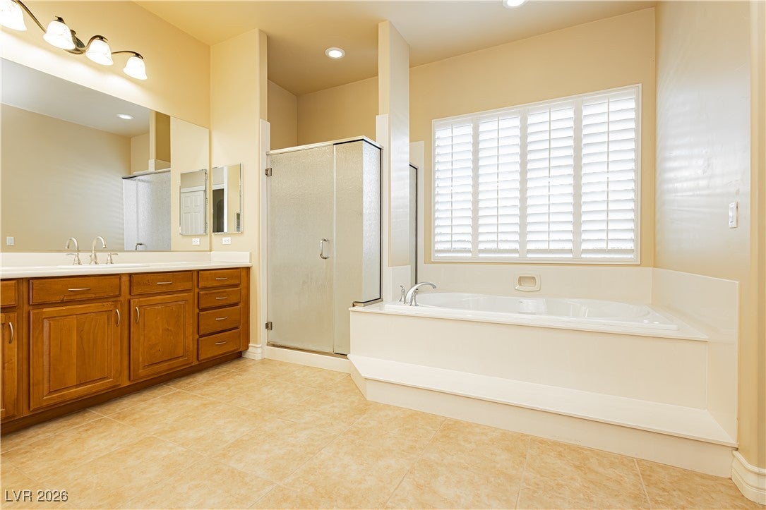 Las Vegas, Nevada, 89139, United States, 3 Bedrooms Bedrooms, ,4 BathroomsBathrooms,Residential,Active,2010536