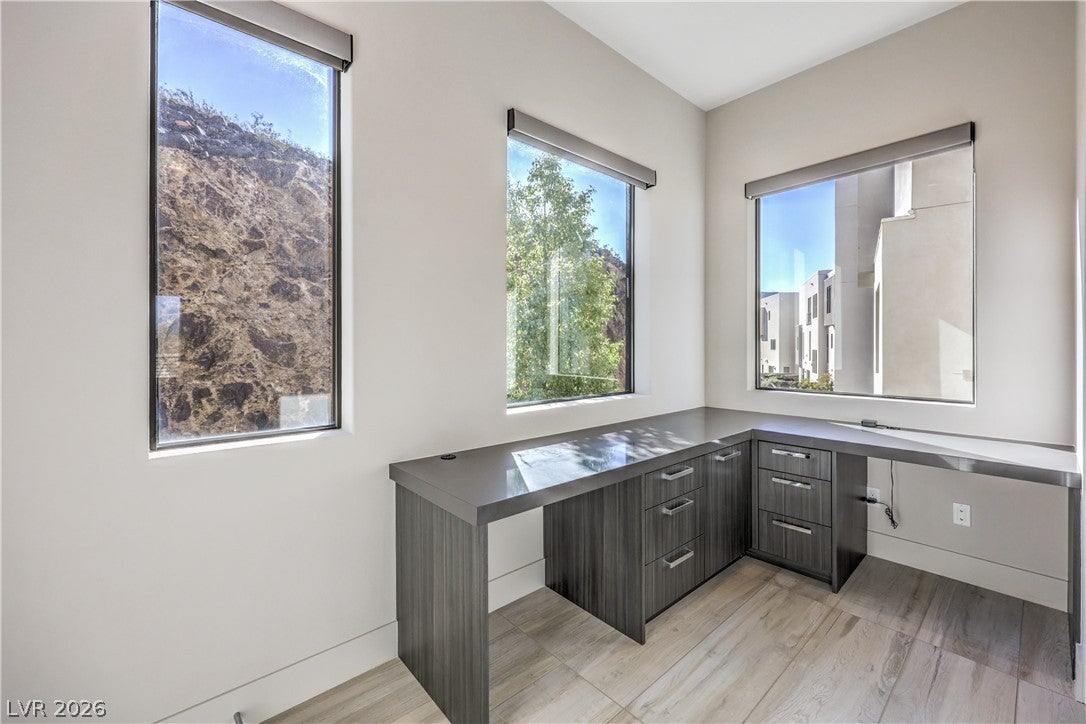 Henderson, Nevada, 89012, United States, 4 Bedrooms Bedrooms, ,5 BathroomsBathrooms,Residential,Active,2016114