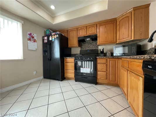 7227 MAGIC MOMENT LN, LAS VEGAS, NV 89119, photo 2 of 27