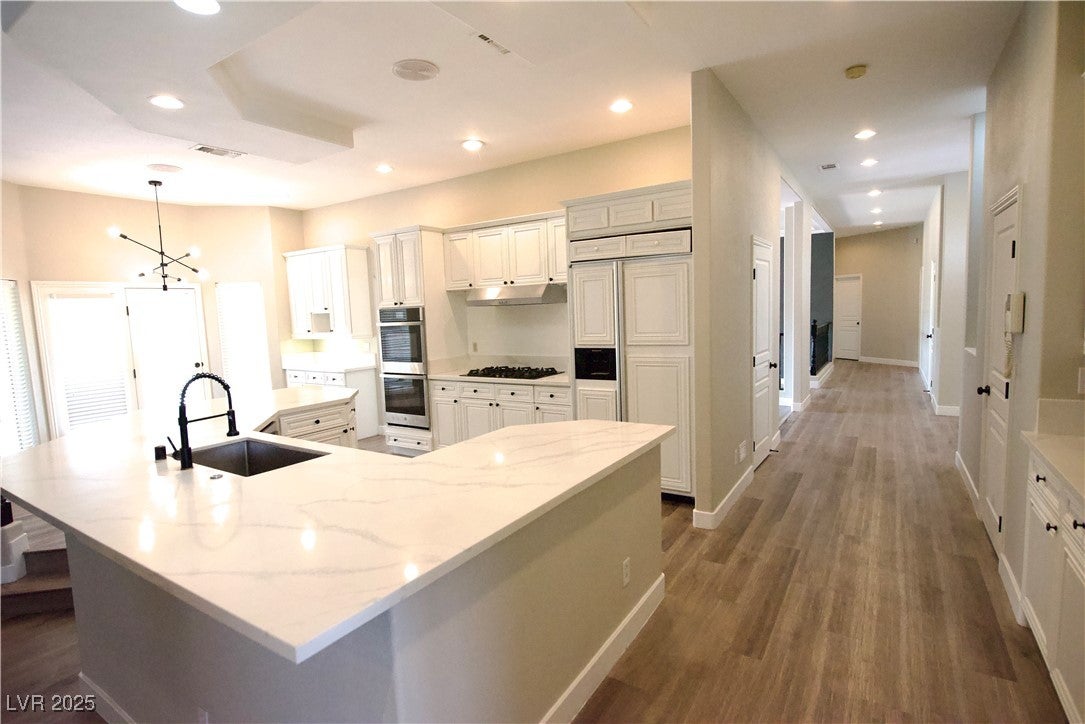 Las Vegas, Nevada, 89117, United States, 6 Bedrooms Bedrooms, ,5 BathroomsBathrooms,Residential,Active,2007319