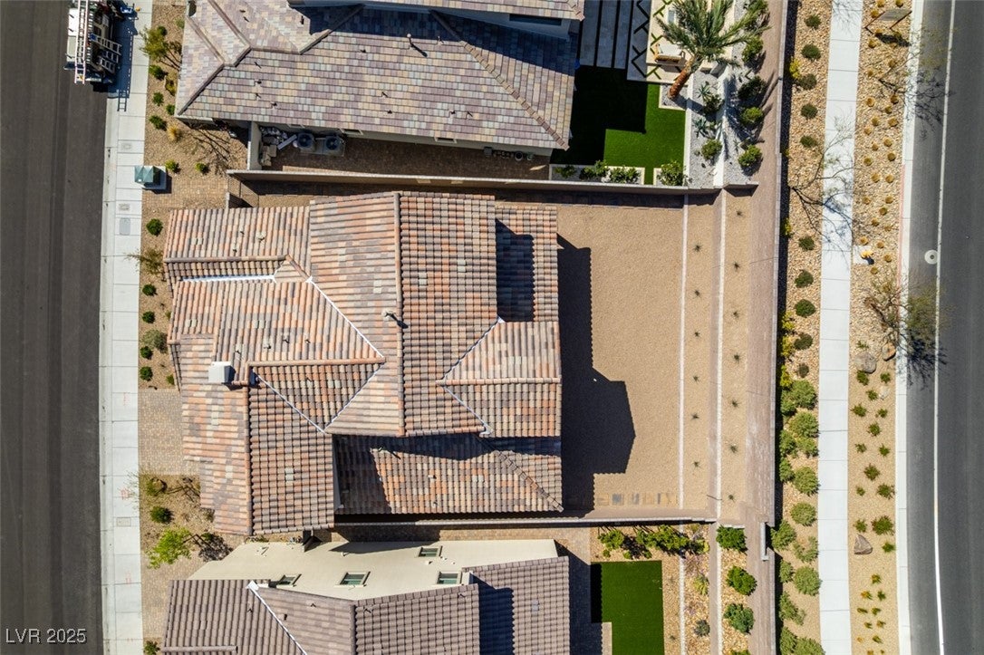 Las Vegas, Nevada, 89138, United States, 5 Bedrooms Bedrooms, ,4 BathroomsBathrooms,Residential,Active,1961955