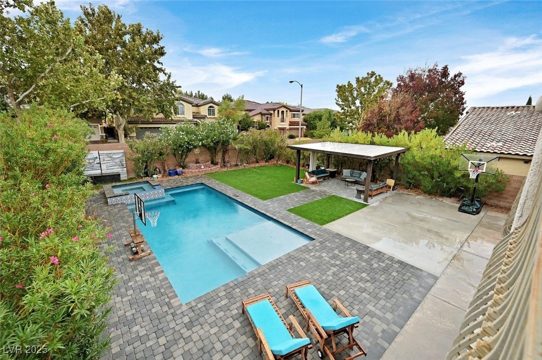 Las Vegas, Nevada, 89141, United States, 6 Bedrooms Bedrooms, ,5 BathroomsBathrooms,Residential,Active,1996585