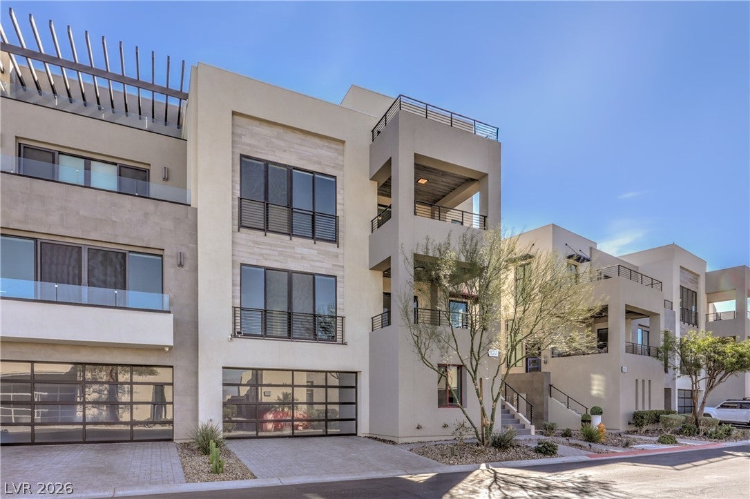 Henderson, Nevada, 89012, United States, 4 Bedrooms Bedrooms, ,5 BathroomsBathrooms,Residential,Active,2016114