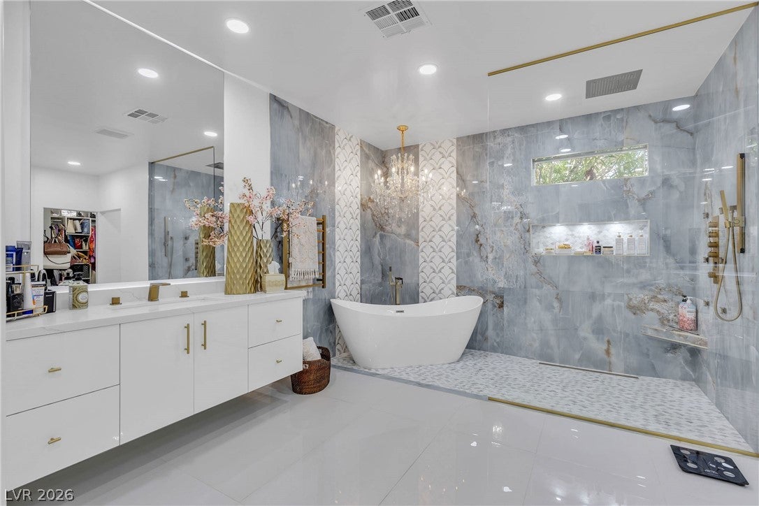 Las Vegas, Nevada, 89146, United States, 5 Bedrooms Bedrooms, ,7 BathroomsBathrooms,Residential,Active,2032390