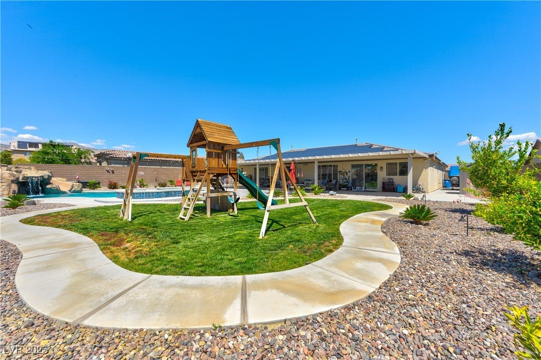 Las Vegas, Nevada, 89149, United States, 5 Bedrooms Bedrooms, ,4 BathroomsBathrooms,Residential,Active,1933730