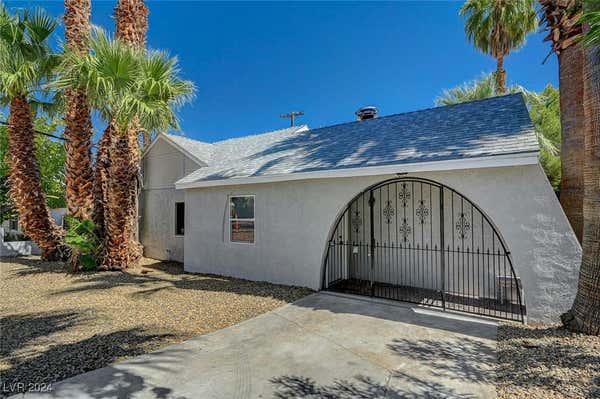 1241 S 15TH ST, LAS VEGAS, NV 89104, photo 4 of 47