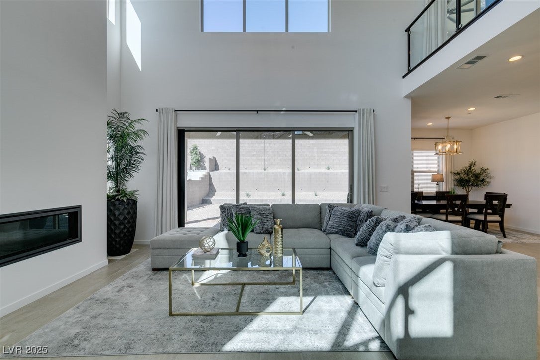 Las Vegas, Nevada, 89138, United States, 5 Bedrooms Bedrooms, ,4 BathroomsBathrooms,Residential,Active,1961955