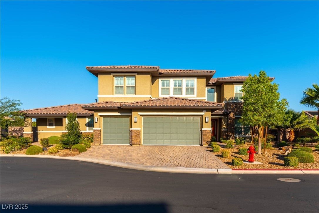 Las Vegas, Nevada, 89118, United States, 6 Bedrooms Bedrooms, ,6 BathroomsBathrooms,Residential,Active,1954308 Las Vegas, Nevada, 89118, United States, 6 Bedrooms Bedrooms, ,6 BathroomsBathrooms,Residential,Active,1954308