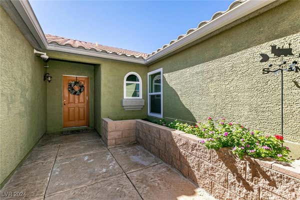 6521 COSMO LN, LAS VEGAS, NV 89130, photo 4 of 50