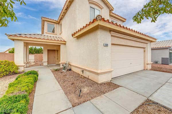 2688 HOLLOWVALE LN, HENDERSON, NV 89052, photo 2 of 24