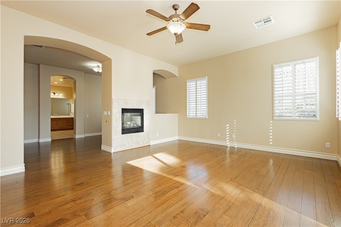 Las Vegas, Nevada, 89139, United States, 3 Bedrooms Bedrooms, ,4 BathroomsBathrooms,Residential,Active,2010536
